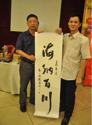 刘小毅广东省十四届人大教育科学文化卫生委员会主任委员